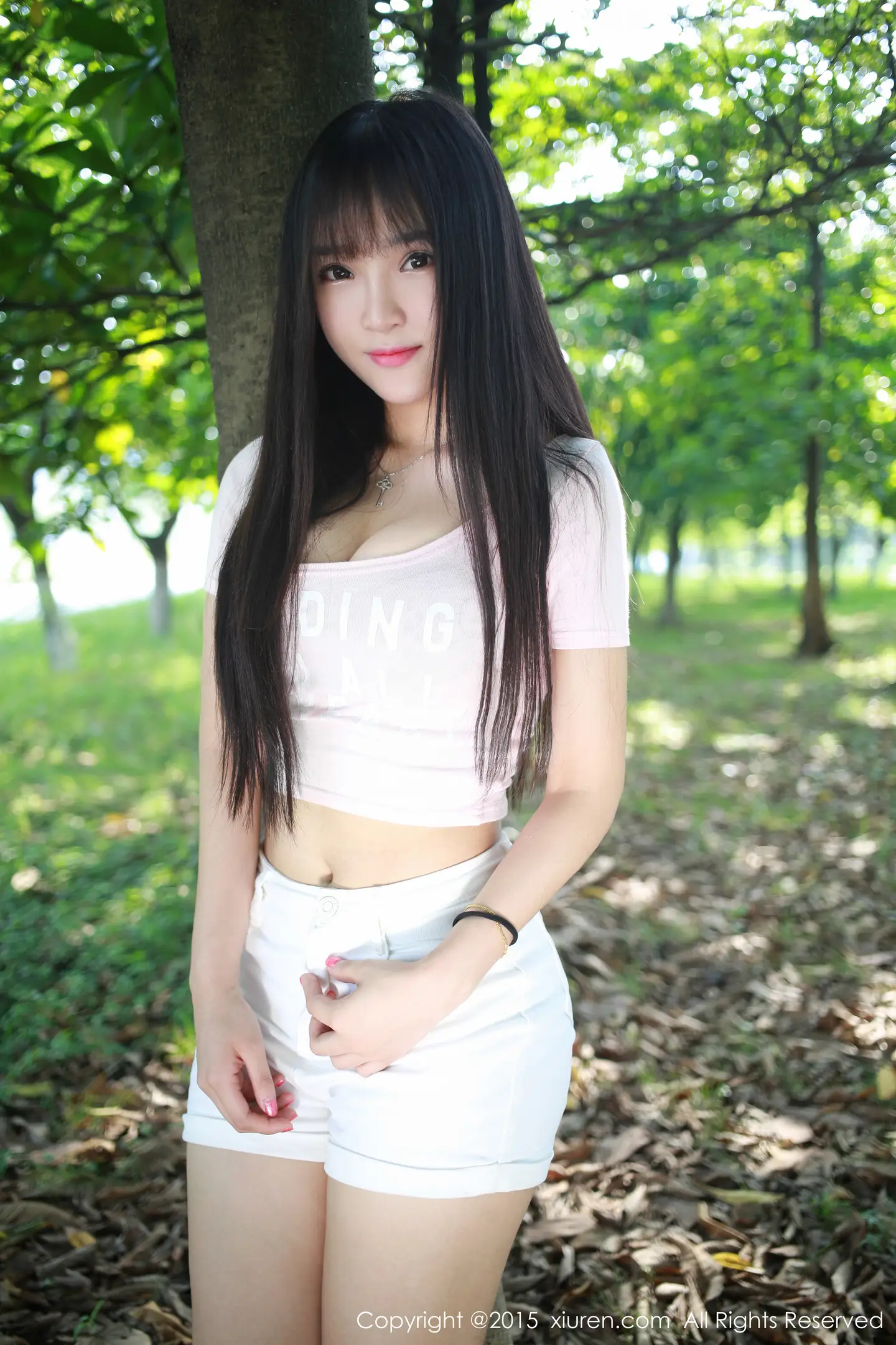 图片[2]-[XiuRen秀人网]VOL.345 内地嫩模夏瑶baby白色紧身上衣秀完美身材豪乳诱惑写真42P-秀人网官方网站